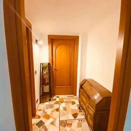 Charming & Quiet With Private Deck Next To Metro Apartment Rome Exterior photo