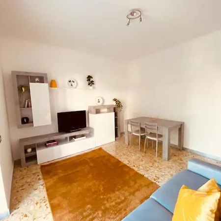 Charming & Quiet With Private Deck Next To Metro Apartment Rome Exterior photo